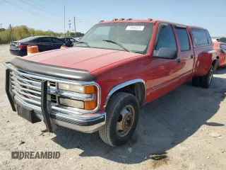 1999 Chevrolet Silverado 3500 z VIN 1GCHC33J3XF055520, wystawiony jako Copart lot #71958374 z przebiegiem 242 976 mil mil oraz Tytuł czysty. Historia ofert i sprzedaży dostępna na DreamBid. Obrazek 1.