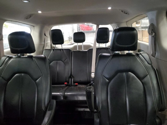 2020 Chrysler Voyager LXI with VIN 2C4RC1DG2LR172486, listed as a Copart auction lot 45213315 with 104,441 mi miles and Salvage Title. Bid and sale history available at carsss.com. Image 10.