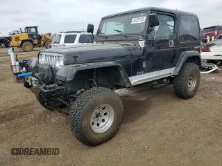 1988 Jeep Wrangler with VIN 2BCCV8143JB541883, listed as a Copart auction lot 62228185 with 156,899 mi miles and Clean title. Bid and sale history available at DreamBid. Image 1.
