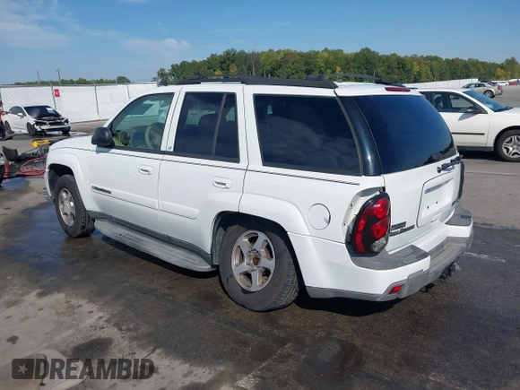 2004 Chevrolet TrailBlazer LS with VIN 1GNDT13S842389970, listed as a IAAI auction lot 40377507 with 178,488 mi miles and . Bid and sale history available at DreamBid. Image 3.