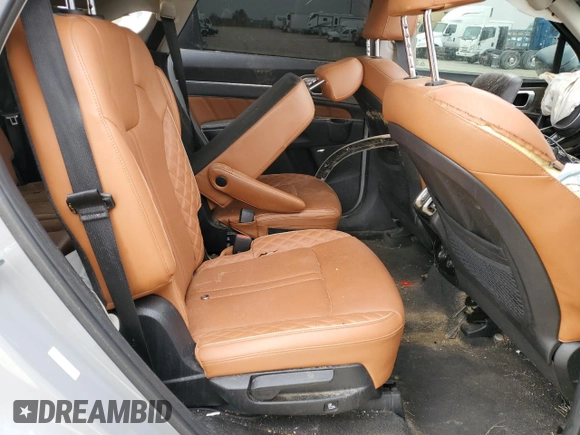 2022 Kia Sorento X-Line SX Prestige with VIN 5XYRKDLF2NG133529, listed as a Copart auction lot 48135025 with 35,674 mi miles and Salvage title. Bid and sale history available at DreamBid. Image 12.