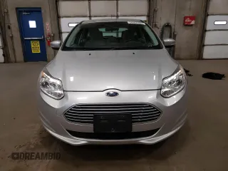 2014 Ford Focus Electric z VIN 1FADP3R4XEL330308, wystawiony jako Copart lot #54394165 z przebiegiem 82 423 mil mil oraz Tytuł czysty. Historia ofert i sprzedaży dostępna na DreamBid. Obrazek 5.