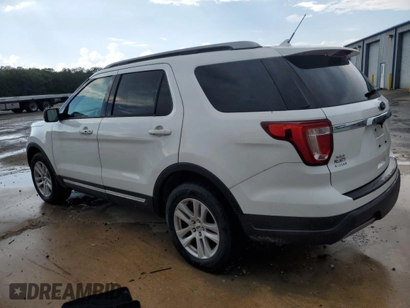 2019 Ford Explorer XLT z VIN 1FM5K8D83KGA63565, wystawiony jako Copart lot #59704295 z przebiegiem 90 470 mil mil oraz Czysty tytuł • Clean title. Historia ofert i sprzedaży dostępna na DreamBid. Obrazek 2.