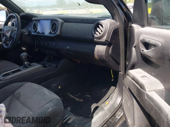 2021 Toyota Tacoma SR5 с VIN 3TMAZ5CN5MM148579, выставлен на аукционе IAAI как лот 42827117 с пробегом Не указан миль и . История ставок и продаж доступна на DreamBid. Изображение 5.
