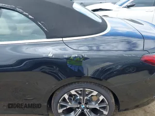 2025 BMW 4 Series 430i z VIN WBA33DB08SCU35159, wystawiony jako IAAI lot #42019631 z przebiegiem 895 mil mil oraz . Historia ofert i sprzedaży dostępna na DreamBid. Obrazek 21.