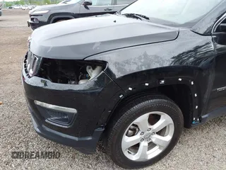 2017 Jeep Compass Latitude с VIN 3C4NJDBB7HT679532, выставлен на аукционе IAAI как лот 42228130 с пробегом 116 505 миль миль и . История ставок и продаж доступна на DreamBid. Изображение 18.