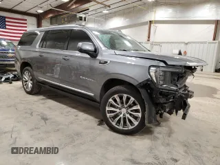 2022 GMC Yukon XL Denali with VIN 1GKS2JKL2NR231022, listed as a Copart auction lot 45096335 with 0 mi miles and Salvage Title. Bid and sale history available at carsss.com. Image 4.