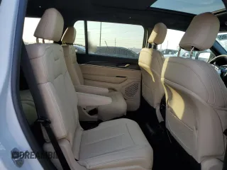 2025 Jeep Grand Cherokee Limited with VIN 1C4RJKBG4S8634961, listed as a Copart auction lot 49098965 with 231 mi miles and Salvage title. Bid and sale history available at DreamBid. Image 12.