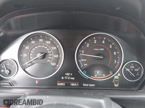 2015 BMW 4 Series 428i with VIN WBA3V7C54FP772531, listed as a IAAI auction lot 41487899 with 90,893 mi miles. Bid and sale history available at carsss.com. Image 7.