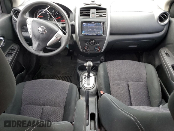 2017 Nissan Versa SV z VIN 3N1CN7AP4HK459610, wystawiony jako Copart lot #43832095 z przebiegiem 77 980 mil mil oraz Szkoda całkowita • Salvage title. Historia ofert i sprzedaży dostępna na DreamBid. Obrazek 8.
