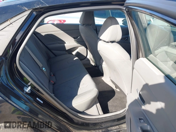 2023 Hyundai Elantra SE with VIN KMHLL4AG7PU600066, listed as a IAAI auction lot 41315954 with 14,460 mi miles and . Bid and sale history available at DreamBid. Image 8.