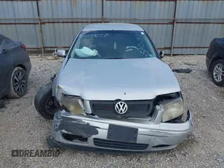 2000 Volkswagen Jetta GLS с VIN 3VWSD29M4YM127080, выставлен на аукционе IAAI как лот 42039057 с пробегом 255 718 миль миль и . История ставок и продаж доступна на DreamBid. Изображение 12.