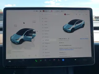 2024 Tesla Model Y с VIN 7SAYGDED2RF102144, выставлен на аукционе IAAI как лот 42278757 с пробегом 25 787 миль миль и . История ставок и продаж доступна на DreamBid. Изображение 7.
