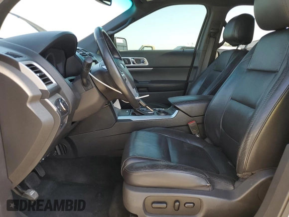 2013 Ford Explorer XLT z VIN 1FM5K7D86DGB70381, wystawiony jako Copart lot #62401775 z przebiegiem 146 545 mil mil oraz Szkoda całkowita • Salvage title. Historia ofert i sprzedaży dostępna na DreamBid. Obrazek 7.