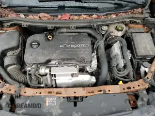 2017 Chevrolet Cruze LT z VIN 3G1BE6SM8HS538097, wystawiony jako Copart lot #84056655 z przebiegiem 72 745 mil mil oraz Szkoda całkowita • Salvage title. Historia ofert i sprzedaży dostępna na DreamBid. Obrazek 16.