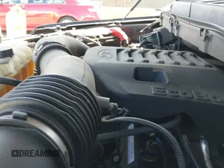 2023 Ford F-150 XL z VIN 1FTEW1C80PKD24124, wystawiony jako IAAI lot #42356966 z przebiegiem 52 104 mil mil oraz . Historia ofert i sprzedaży dostępna na DreamBid. Obrazek 19.