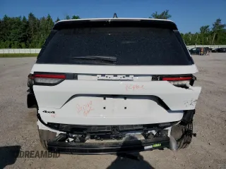 2024 Jeep Grand Cherokee Altitude X with VIN 1C4RJHAG2RC233758, listed as a Copart auction lot 61833885 with 4,492 mi miles and Salvage title. Bid and sale history available at DreamBid. Image 6.