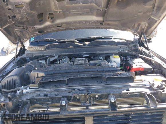 2024 Ram 2500 Laramie with VIN 3C6UR5FL0RG117504, listed as a IAAI auction lot 41728513 with 31,433 mi miles and . Bid and sale history available at DreamBid. Image 10.