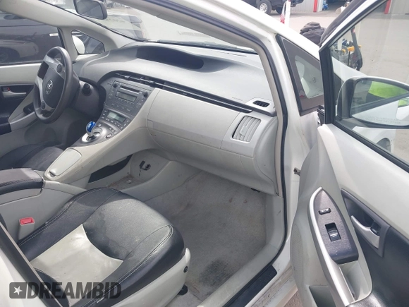 2011 Toyota Prius I with VIN JTDKN3DU1B5327022, listed as a IAAI auction lot 42023631 with 255,638 mi miles and . Bid and sale history available at DreamBid. Image 5.