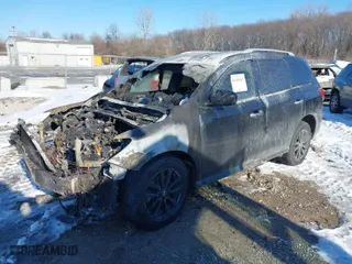 2016 Nissan Pathfinder Platinum with VIN 5N1AR2MM1GC610562, listed as a IAAI auction lot 41340402 with 101,075 mi miles. Bid and sale history available at carsss.com. Image 2.