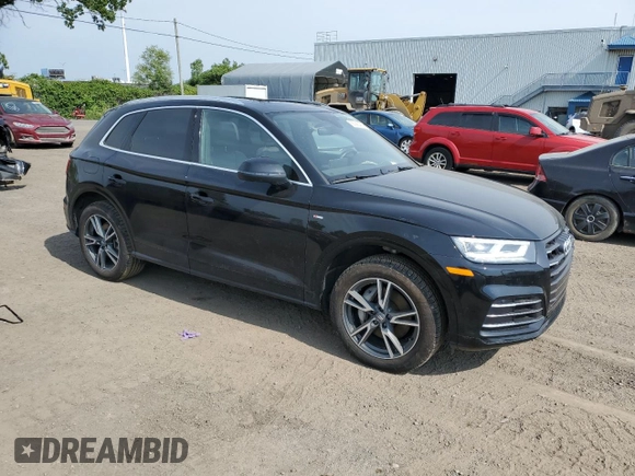 2020 Audi Q5 Premium with VIN WA1G2AFYXL2054002, listed as a Copart auction lot 68996494 with 44,510 mi miles and Non Repairable. Bid and sale history available at carsss.com. Image 4.