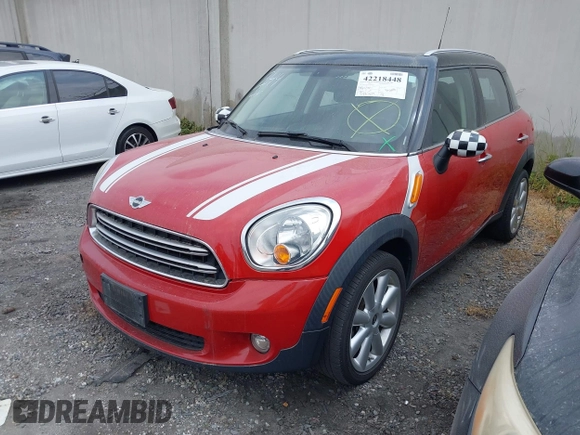 2015 MINI Countryman z VIN WMWZB3C51FWR44130, wystawiony jako IAAI lot #42218448 z przebiegiem 148 409 mil mil oraz . Historia ofert i sprzedaży dostępna na DreamBid. Obrazek 2.