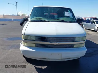 2002 Chevrolet Astro with VIN 1GNDM19X32B114455, listed as a IAAI auction lot 41960758 with 219,333 mi miles. Bid and sale history available at carsss.com. Image 10.
