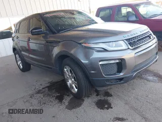 2017 Land Rover Range Rover Evoque SE z VIN SALVP2BG2HH217952, wystawiony jako IAAI lot #42395344 z przebiegiem 106 770 mil mil oraz . Historia ofert i sprzedaży dostępna na DreamBid. Obrazek 1.