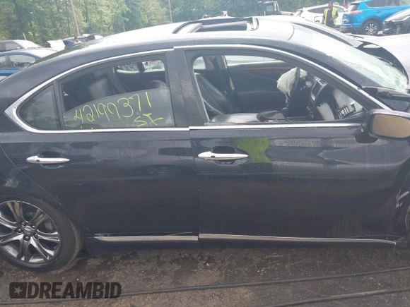 2008 Lexus LS 460 z VIN JTHBL46F185064919, wystawiony jako IAAI lot #42199371 z przebiegiem Nie podano mil oraz . Historia ofert i sprzedaży dostępna na DreamBid. Obrazek 13.