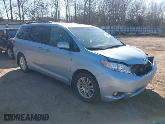 2017 Toyota Sienna XLE Auto Access Seat with VIN 5TDYZ3DCXHS767278, listed as a IAAI auction lot 41639093 with 87,775 mi miles and . Bid and sale history available at DreamBid. Image 1.