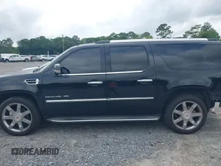 2014 Cadillac Escalade ESV Luxury with VIN 1GYS4HEF6ER199190, listed as a IAAI auction lot 42365693 with 144,875 mi miles and . Bid and sale history available at DreamBid. Image 15.