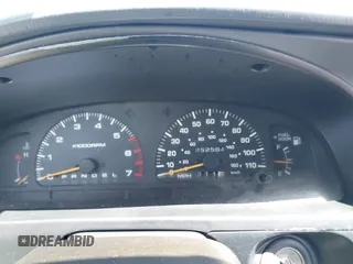 1998 Toyota 4Runner SR5 z VIN JT3HN86RXW0193568, wystawiony jako IAAI lot #42062130 z przebiegiem Nie podano mil oraz . Historia ofert i sprzedaży dostępna na DreamBid. Obrazek 7.