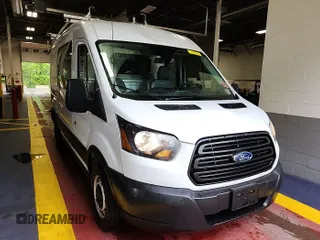2019 Ford Transit z VIN 1FTYR2CM9KKA10603, wystawiony jako IAAI lot #42785517 z przebiegiem 116 663 mil mil oraz . Historia ofert i sprzedaży dostępna na DreamBid. Obrazek 3.