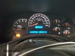 2005 Chevrolet Silverado 1500 LT with VIN 2GCEK13T651243898, listed as a Copart auction lot 45305755 with 209,184 mi miles and Non Repairable. Bid and sale history available at DreamBid. Image 9.