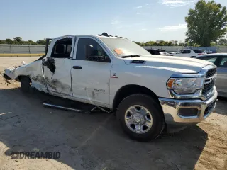 2022 Ram 3500 Tradesman with VIN 3C63R3GLXNG318593, listed as a Copart auction lot 75897454 with 0 mi miles and Salvage Title. Bid and sale history available at carsss.com. Image 4.