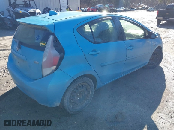 2015 Toyota Prius One with VIN JTDKDTB37F1104297, listed as a IAAI auction lot 41824438 with 117,562 mi miles and . Bid and sale history available at carsss.com. Image 4.