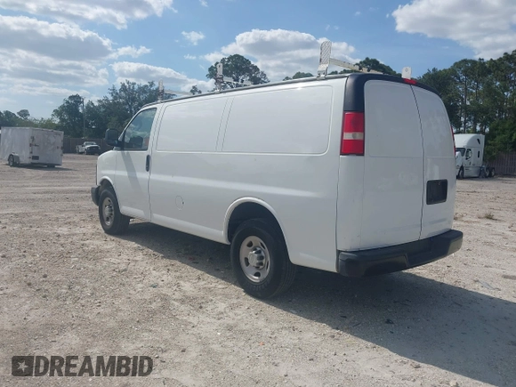 2016 Chevrolet Express Cargo Van with VIN 1GCWGAFF9G1174306, listed as a IAAI auction lot 42028351 with 154,646 mi miles. Bid and sale history available at carsss.com. Image 3.