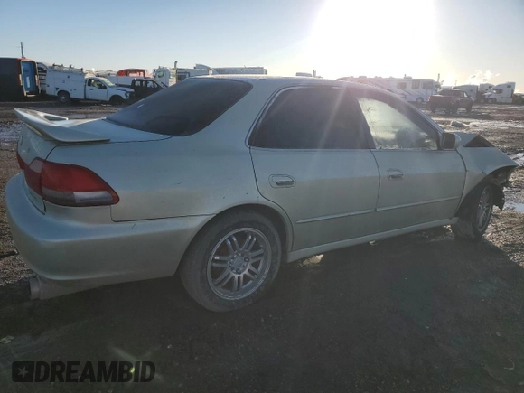 1998 Honda Accord LX с VIN 1HGCG5547WA185458, выставлен на аукционе Copart как лот 89294805 с пробегом Не указан миль и Списание • Salvage title. История ставок и продаж доступна на DreamBid. Изображение 3.