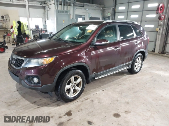 2012 Kia Sorento LX with VIN 5XYKTCA66CG264679, listed as a IAAI auction lot 41742682 with 161,781 mi miles. Bid and sale history available at carsss.com. Image 2.