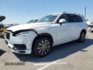 2018 Volvo XC90 Momentum with VIN YV4102CK1J1337654, listed as a Copart auction lot 60894804 with 34,224 mi miles and Salvage Title. Bid and sale history available at carsss.com. Image 1.