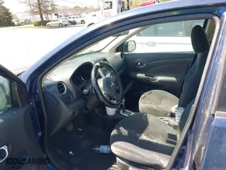2014 Nissan Versa SV with VIN 3N1CN7AP9EL812462, listed as a IAAI auction lot 41890801 with 169,438 mi miles. Bid and sale history available at carsss.com. Image 5.