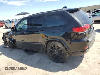 2020 Jeep Grand Cherokee Altitude z VIN 1C4RJEAG5LC379948, wystawiony jako Copart lot #56321505 z przebiegiem 98 060 mil mil oraz Szkoda całkowita • Salvage title. Historia ofert i sprzedaży dostępna na DreamBid. Obrazek 2.