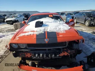 2010 Dodge Challenger SRT-8 with VIN 2B3CJ7DW9AH200908, listed as a Copart auction lot 87936325 with Not provided miles and Salvage title. Bid and sale history available at DreamBid. Image 5.
