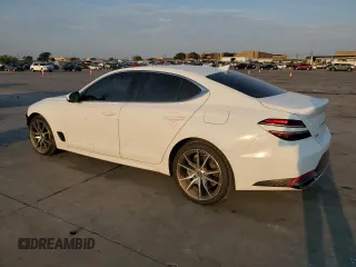 2022 Genesis G70 3.3T with VIN KMTG54TE0NU082165, listed as a Copart auction lot 68529454 with 33,500 mi miles and Salvage Title. Bid and sale history available at carsss.com. Image 2.