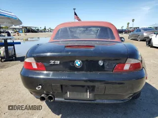 2000 BMW Z3 2.5 z VIN 4USCH9341YLF86451, wystawiony jako Copart lot #49142145 z przebiegiem 229 846 mil mil oraz Szkoda całkowita • Salvage title. Historia ofert i sprzedaży dostępna na DreamBid. Obrazek 6.