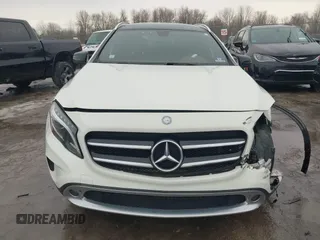 2015 Mercedes-Benz GLA 250 z VIN WDCTG4GB7FJ036868, wystawiony jako IAAI lot #41683576 z przebiegiem 100 975 mil mil oraz . Historia ofert i sprzedaży dostępna na DreamBid. Obrazek 13.