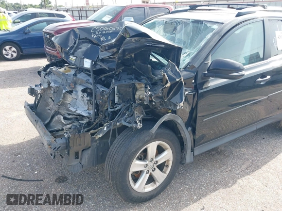 2013 Toyota RAV4 XLE с VIN 2T3WFREV2DW023282, выставлен на аукционе IAAI как лот 42635897 с пробегом Не указан миль и . История ставок и продаж доступна на DreamBid. Изображение 6.