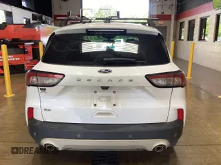 2020 Ford Escape SE z VIN 1FMCU0G60LUC60855, wystawiony jako IAAI lot #42815359 z przebiegiem 116 708 mil mil oraz . Historia ofert i sprzedaży dostępna na DreamBid. Obrazek 19.