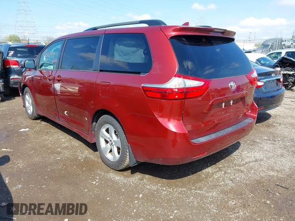 2018 Toyota Sienna LE Auto Access Seat with VIN 5TDKZ3DC6JS937924, listed as a IAAI auction lot 42000189 with 91,188 mi miles. Bid and sale history available at carsss.com. Image 3.