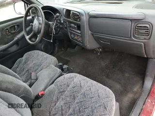 2001 GMC Sonoma SLS with VIN 1GTCS14W618106533, listed as a Copart auction lot 45505595 with 114,830 mi miles and Salvage Title. Bid and sale history available at carsss.com. Image 8.
